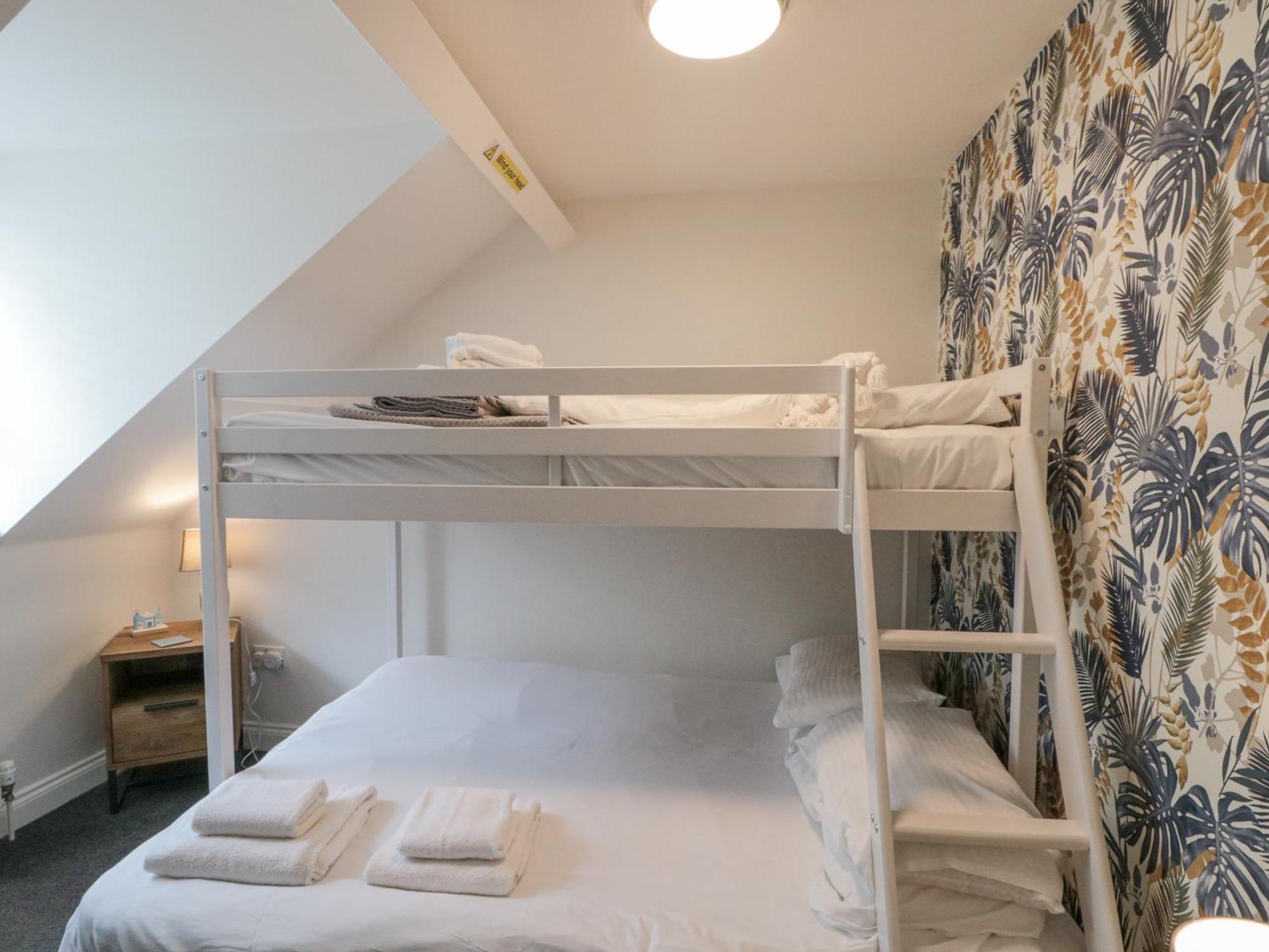 Ellerby Lane House Apartment Уитби Екстериор снимка